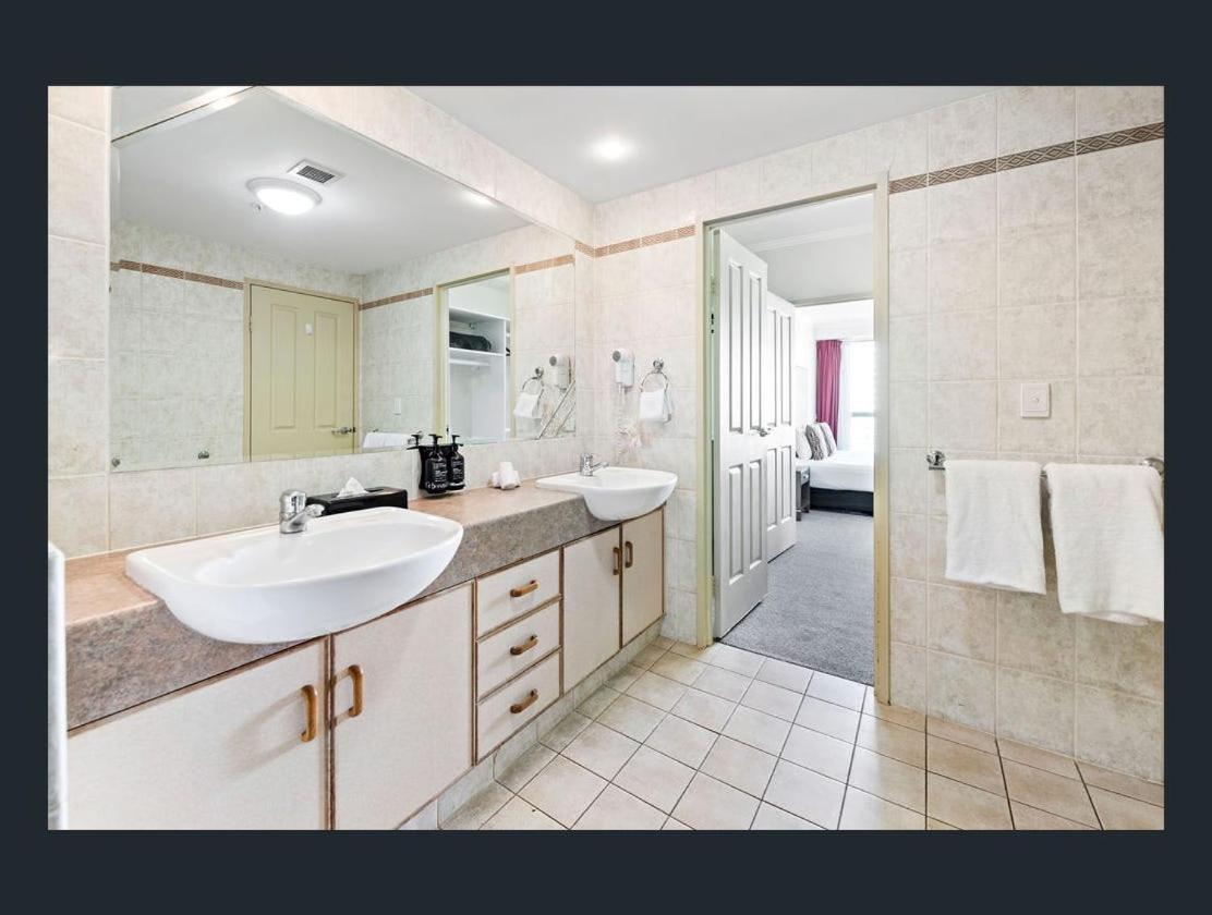 Holiday Holiday Sun City Apartments Gold Coast Zimmer foto